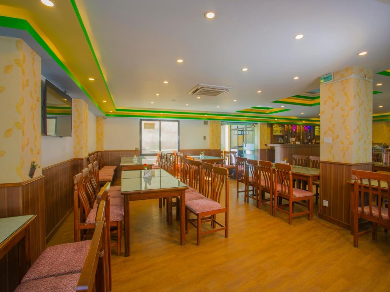 Oyo 255 White Zambala Hotel Kathmandu Exterior photo