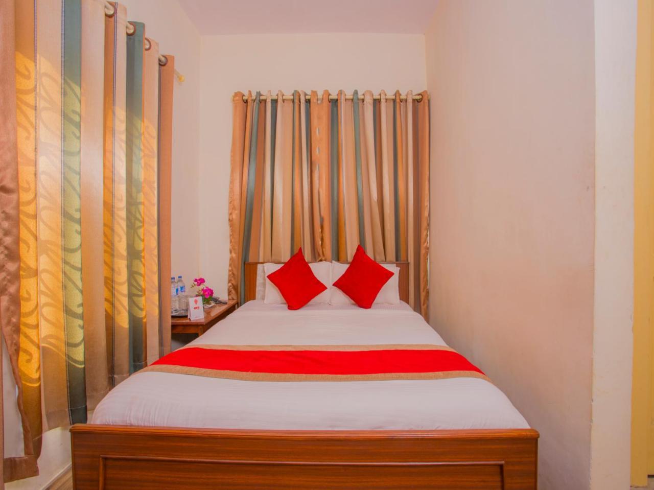 Oyo 255 White Zambala Hotel Kathmandu Exterior photo